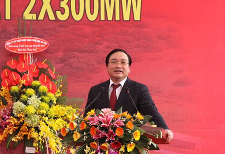 Phó Thủ tướng Hoàng Trung Hải phát biểu tại lễ khởi công.